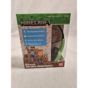Minecraft Bluetooth® Kid Safe Headphones Age 6+